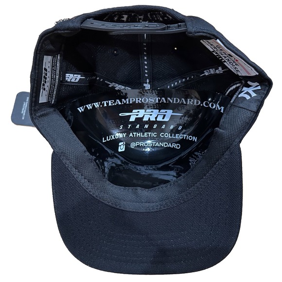 New York Yankees Hat Men's Triple Black Adjustable Baseball Cap NWT Snapback Hat - Picture 9 of 16